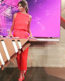 Luciana Geuna feet photo 9