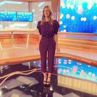 Luciana Geuna feet photo 1