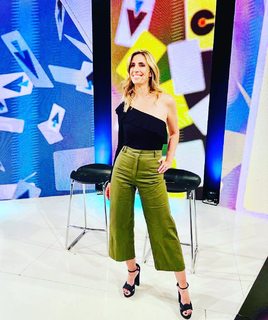 Luciana Geuna feet photo 9