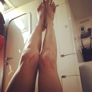 Luciana Gimenez feet photo thumbnail