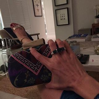 Luciana Gimenez feet photo thumbnail