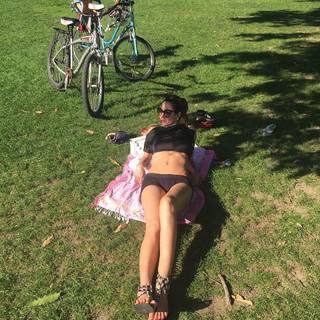 Luciana Gimenez feet photo thumbnail