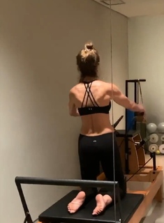 Luciana Gimenez feet photo thumbnail