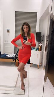 Luciana Gimenez feet photo thumbnail