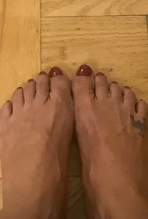 Luciana Gimenez feet photo thumbnail