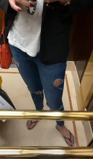 Luciana Gimenez feet photo thumbnail