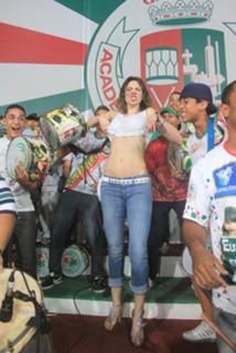 Luciana Gimenez feet photo thumbnail