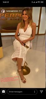 Luciana Gimenez feet photo thumbnail