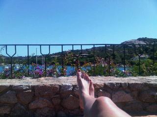 Luciana Gimenez feet photo thumbnail