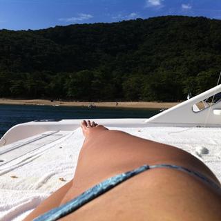 Luciana Gimenez feet photo thumbnail