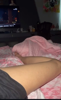 Luciana Gimenez feet photo thumbnail