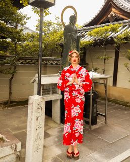 Luciana Gimenez feet photo thumbnail