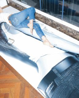 Luciana Gimenez feet photo 4