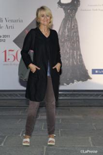 Luciana Littizzetto feet photo 14