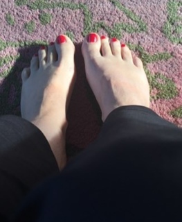 Luciana Littizzetto feet photo 10