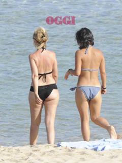Luciana Littizzetto feet photo 20