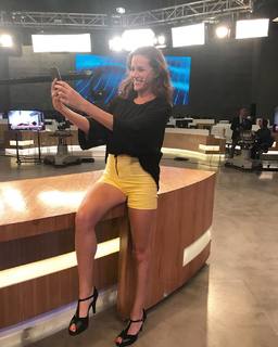 Luciana Rubinska feet photo 8