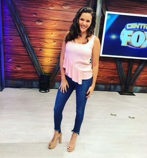Luciana Rubinska feet photo 3