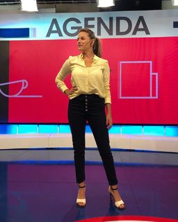 Luciana Rubinska feet photo 3
