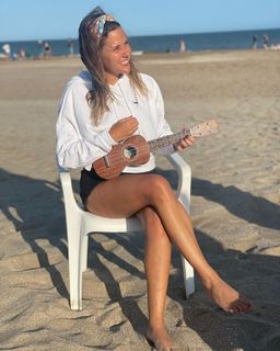Luciana Rubinska feet photo 2