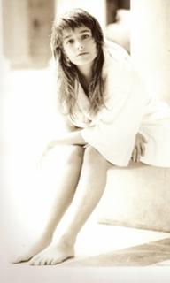 Luciana Vendramini feet photo 4