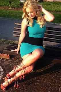 Luciana Vendramini feet photo 3