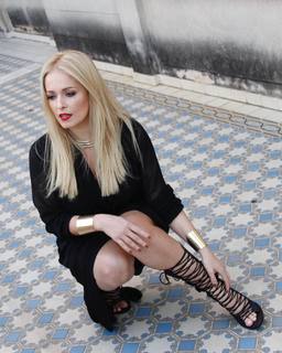 Luciana Vendramini feet photo 12