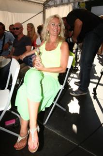 Lucie Benesová feet photo 17