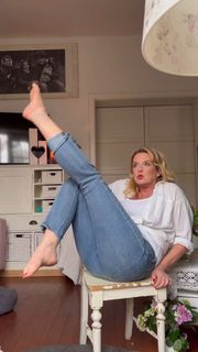 Lucie Benesová feet photo 17