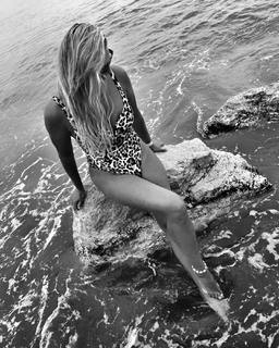 Lucie Borhyová feet photo 7