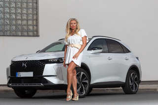 Lucie Borhyová feet photo 10