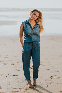 Lucie Donlan feet photo 4