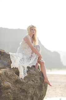 Lucie Donlan feet photo 3
