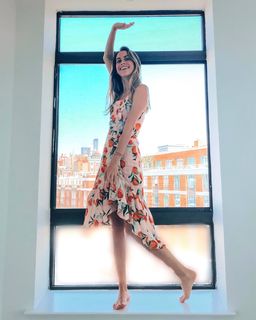 Lucie Fink feet photo 5