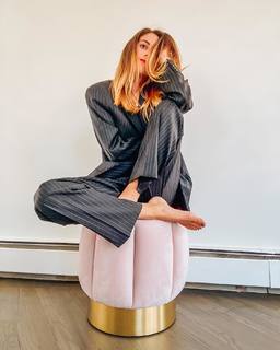 Lucie Fink feet photo 10