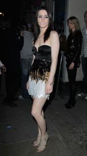 Lucie Jones feet photo 1