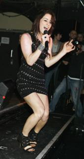 Lucie Jones feet photo 1