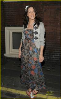 Lucie Jones feet photo 16