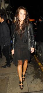 Lucie Jones feet photo 2