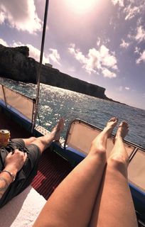 Lucie Jones feet photo 1