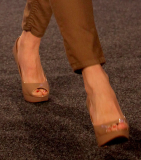 Lucie Krízková feet photo 7
