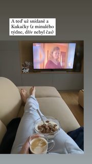 Lucie Krízková feet photo 7