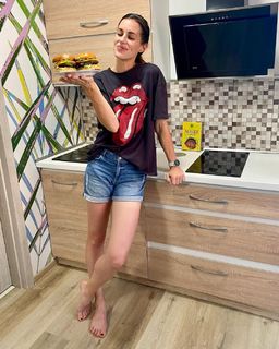 Lucie Krízková feet photo 9