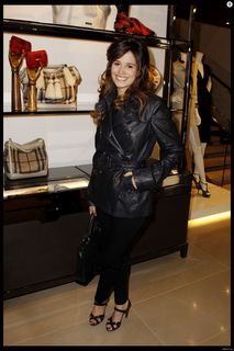 Lucie Lucas feet photo 20