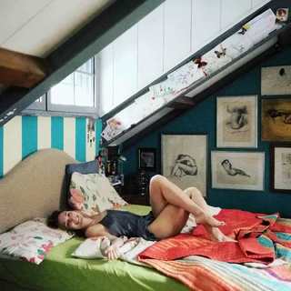 Lucilla Agosti feet photo thumbnail