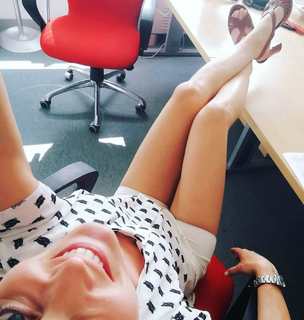 Lucilla Agosti feet photo thumbnail