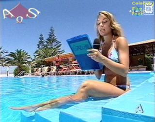 Lucilla Agosti feet photo thumbnail