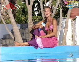 Lucilla Agosti feet photo thumbnail