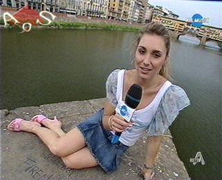 Lucilla Agosti feet photo thumbnail