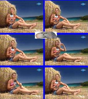 Lucilla Agosti feet photo thumbnail